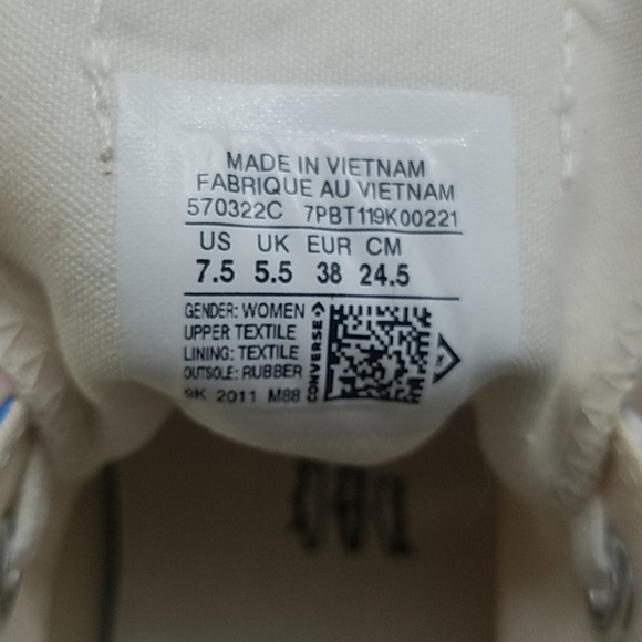 Converse BRAND New platform in the box no lid - Picture 15 of 16